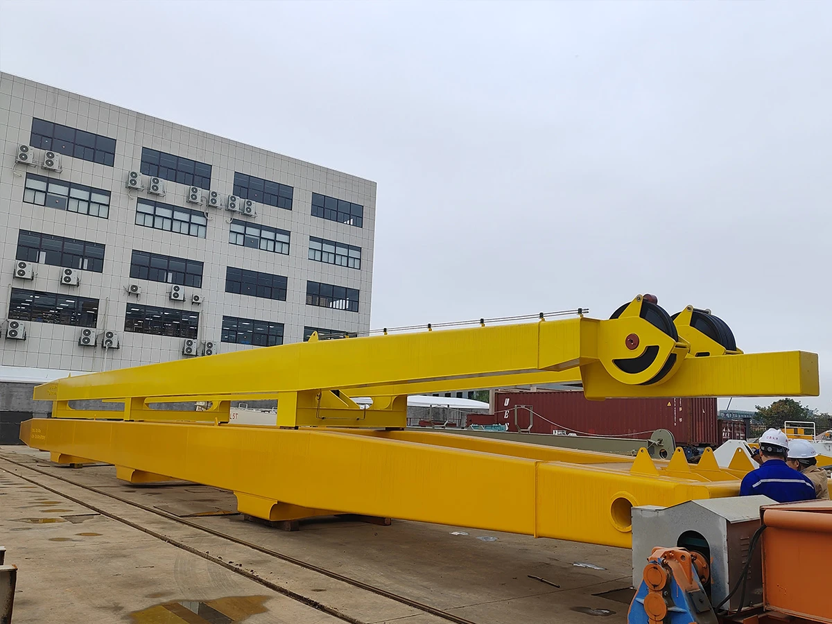 ship cargo crane ship cargo crane